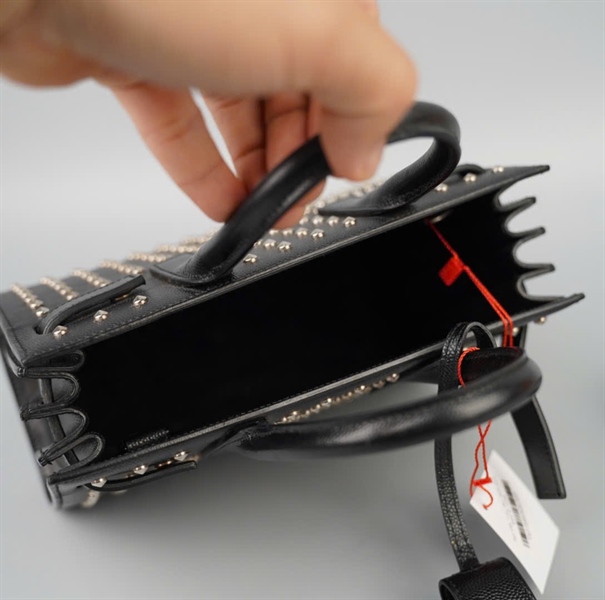 Túi YSL màu đen đính đinh kèm ổ +chìa (GNB347545•0115) sz22 KG+