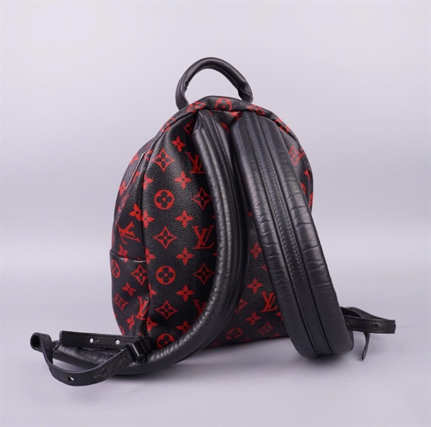 Balo LV nền đen hoa đỏ KG+