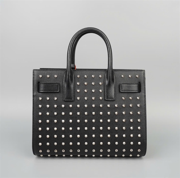 Túi YSL màu đen đính đinh kèm ổ +chìa (GNB347545•0115) sz22 KG+