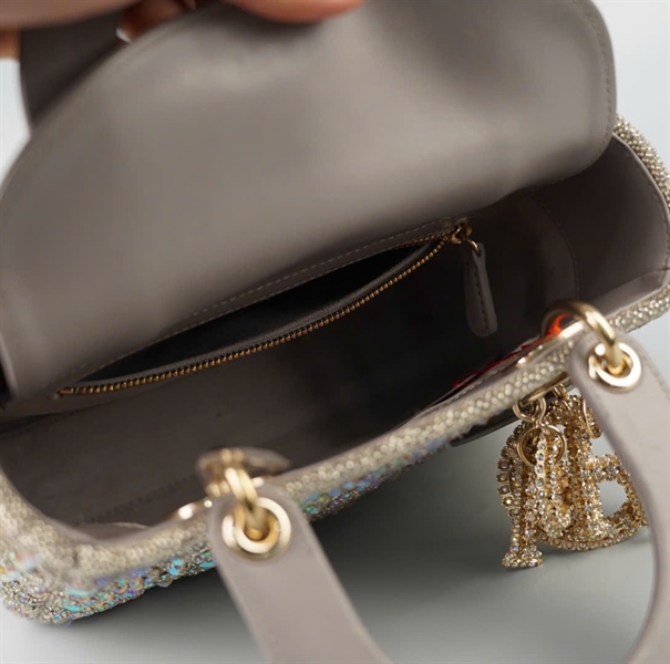 Túi Dior Lady xám đính đá ̣04-MA-0262 szS KG+