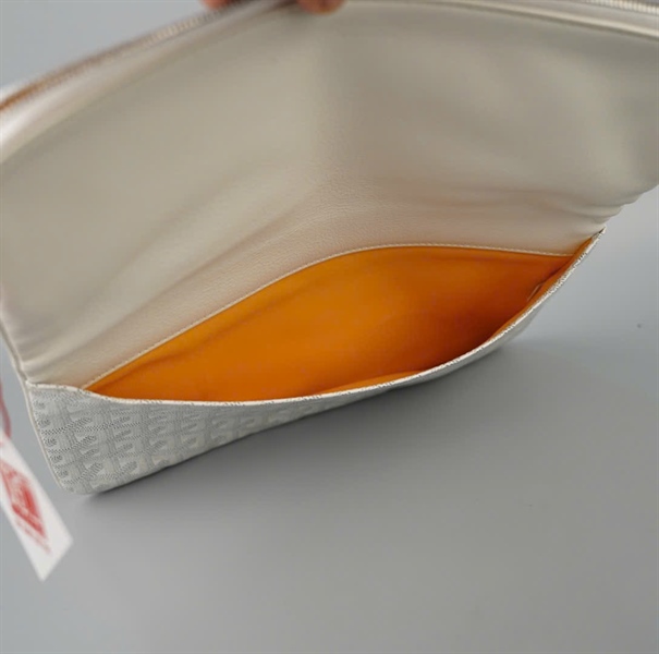 Túi GoYard màu trắng sz30 KG+