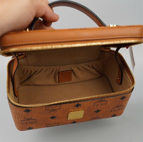 Túi MCM cốp màu nâu 58877 sz20 KG+