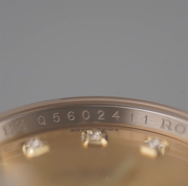 Đồng hồ Rolex mặt tròn viền vàng quai bạc (Q5602411) (HC) KG+