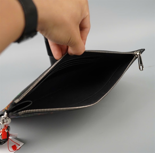 Túi GG clutch màu in logo màu sz30 KG+