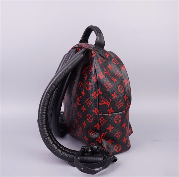 Balo LV nền đen hoa đỏ KG+