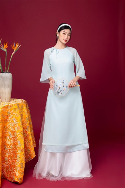 Áo dài voan tơ 4 tà đính nơ