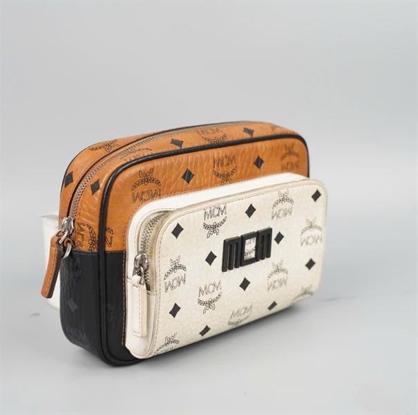 Túi MCM đen nâu trắng sz22 KG+