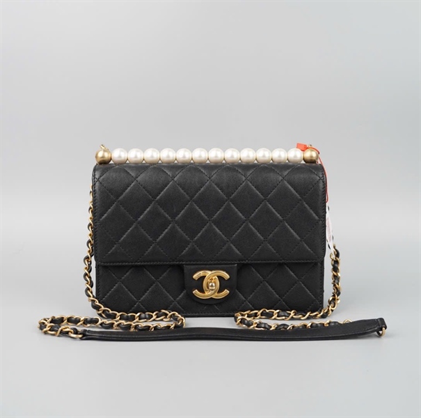Túi Chanel màu đen 27857426 sz21 KG+