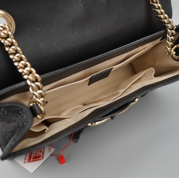 Túi GG đen khóa tua rua (295402001992) sz30 KG+