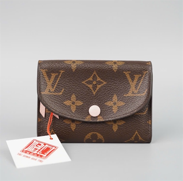 Ví LV hoa nâu nút hồng gập 2 (LT) KG+