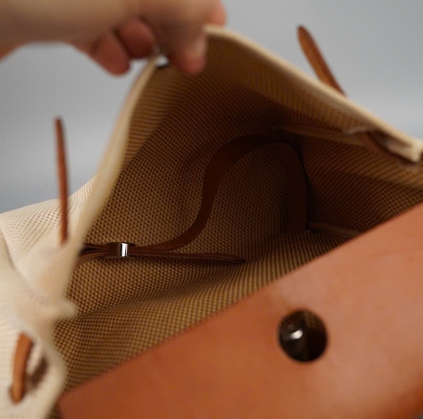 Balo Hermes màu trắng KG+