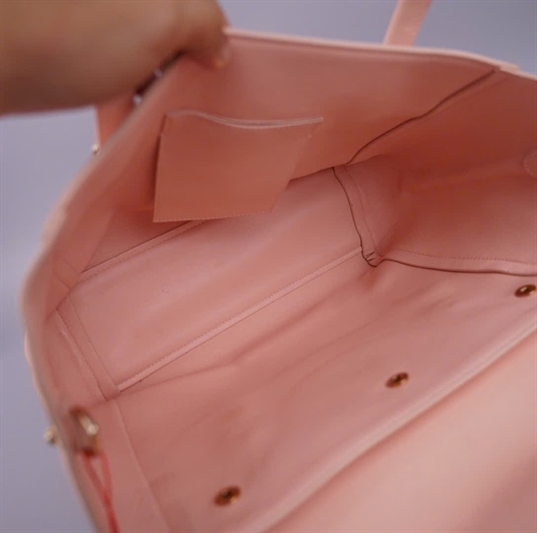 Túi Versace màu hồng nude kèm ví sz32 KG+