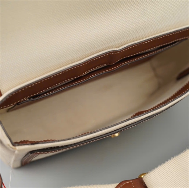 Túi BBR màu trắng viền nâu sz25 KG+