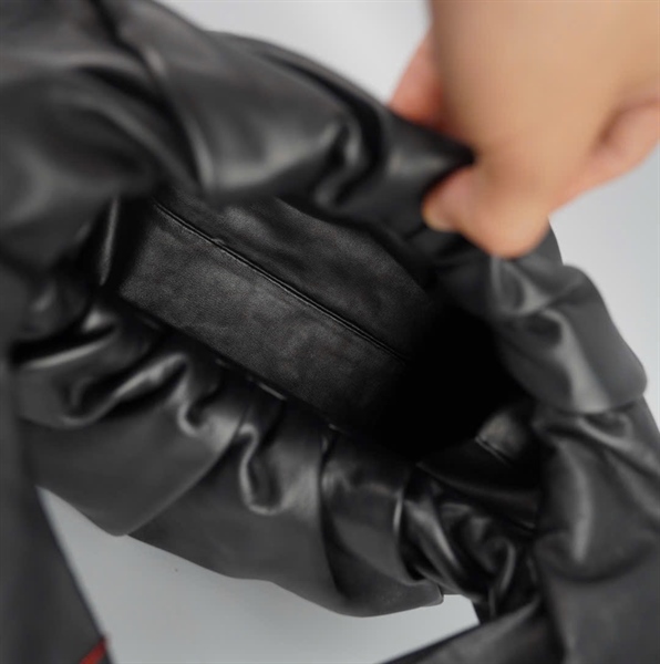 Túi Bottega handle màu đen sz35 KG+