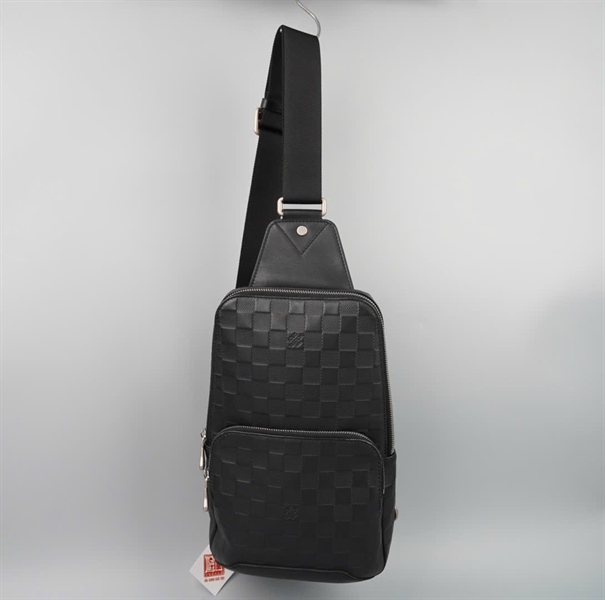 Túi LV đeo chéo ô vuông đen nổi (MB2177) sz20 KG+