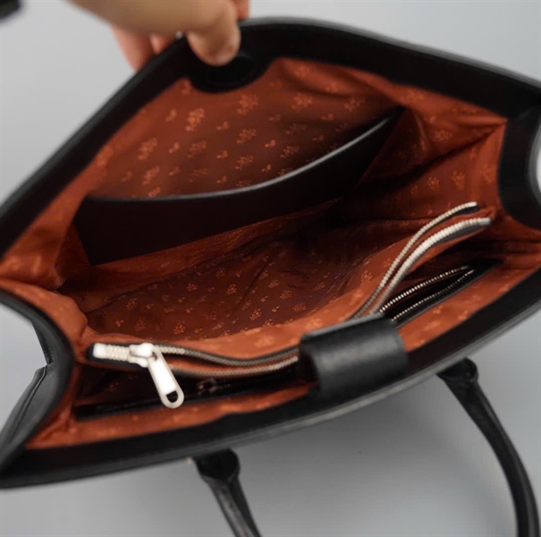 Túi GG tote đen sọc cam 752586496679 sz36 KG+