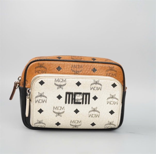 Túi MCM đen nâu trắng sz22 KG+