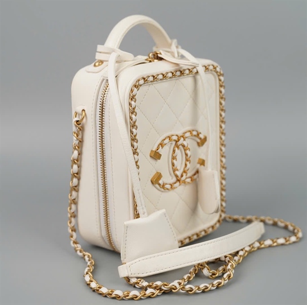 Túi Chanel vanity trắng (30013291) sz12 KG+