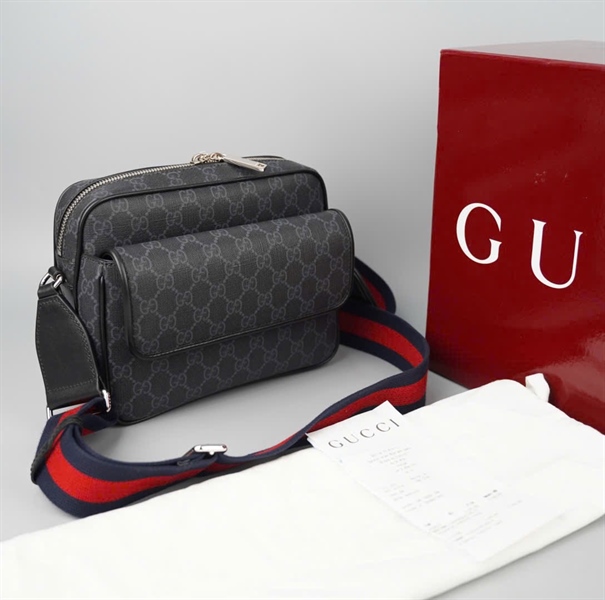 Túi GG đeo chéo đen KG+