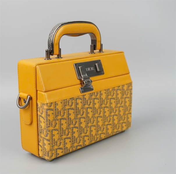 Túi Dior trunk (07-BO-1201) vàng sz21 KG+