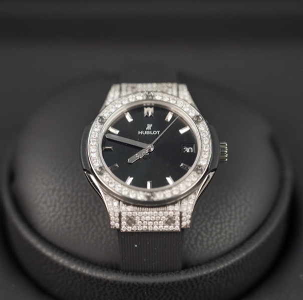 Đồng hồ Hublot mặt đinh đá có thẻ kiểm định (2066435) sz33 - new 100% (HC) +