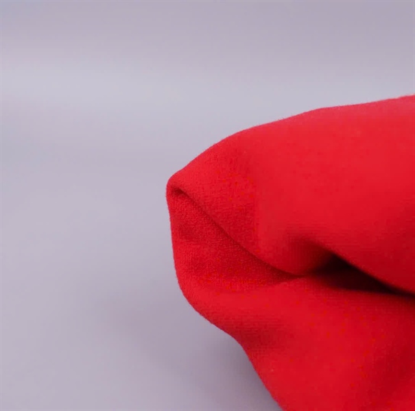 Áo khoác LV đỏ KG+