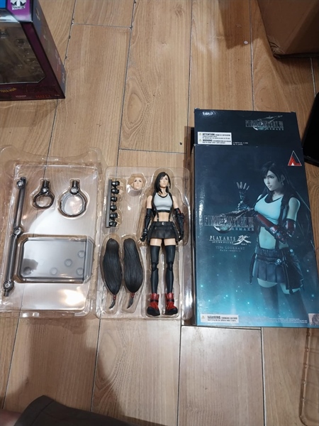 Mua bán (2ND) PLAY ARTS KAI TIFA REMAKE