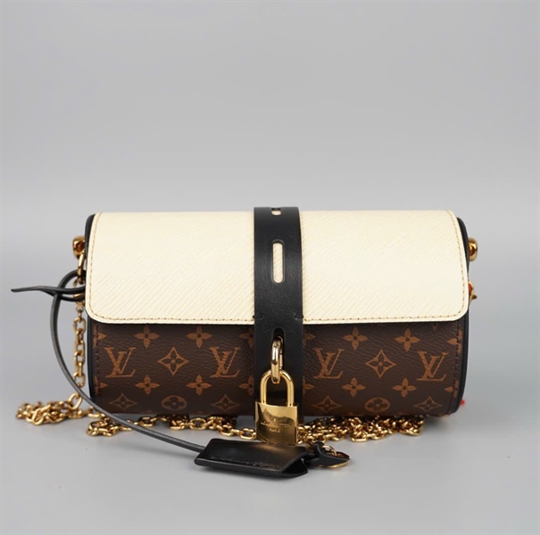 Túi LV Glasses Case White kèm ổ+ chìa (PL2158) sz18 (BMC) KG+