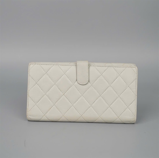 Ví Chanel màu xám (14788677) KG+