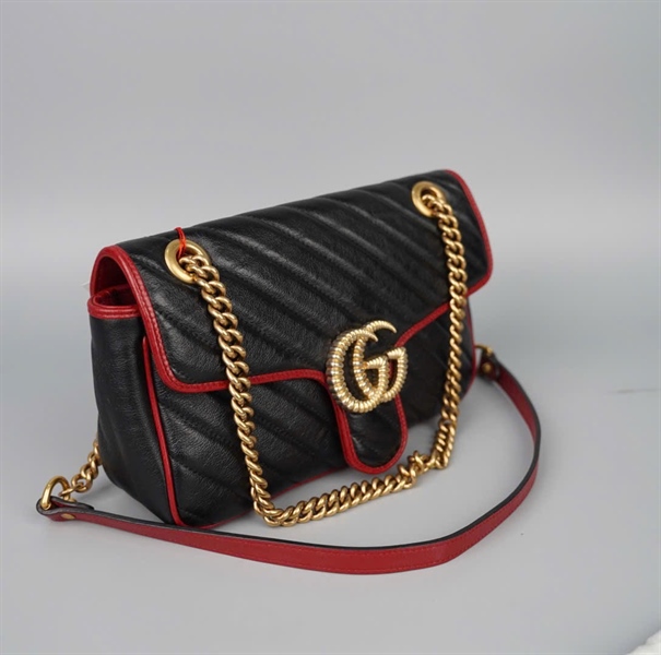 Túi GG Marmont đen viền đỏ (520981) sz25 (BMC) KG+