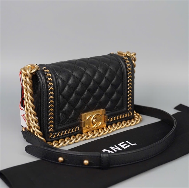 Túi Chanel Boy đen viền xích (X113661P7) sz20 (BMC) KG+
