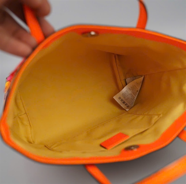 Túi GG Tote xám in hình dâu (204991) sz19 (BMC) KG+