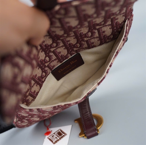 Túi Dior Saddle đỏ sz18 (BMC) KG+