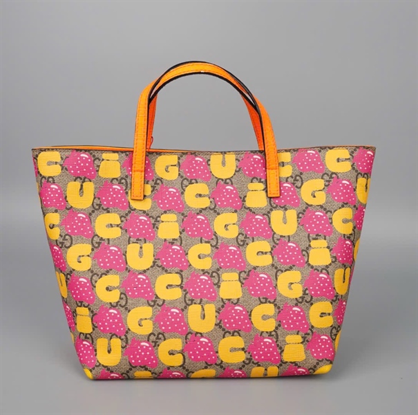 Túi GG Tote xám in hình dâu (204991) sz19 (BMC) KG+