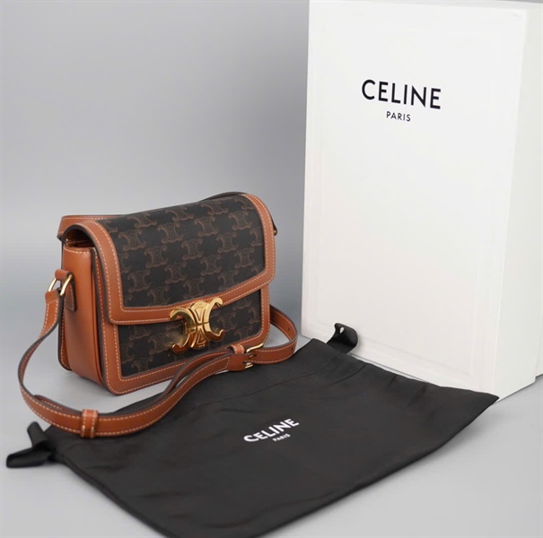 Túi Celine Triomphe đen viền nâu (W-LM-3293) sz19 (BQ) KG +