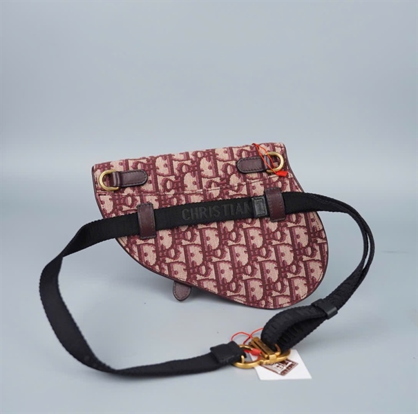 Túi Dior Saddle đỏ sz18 (BMC) KG+