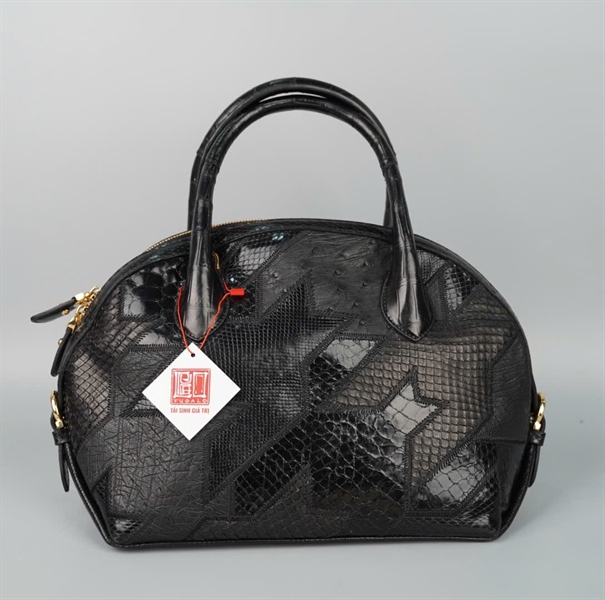 Túi Salvatore đen da trăn kèm chìa sz30 KG+