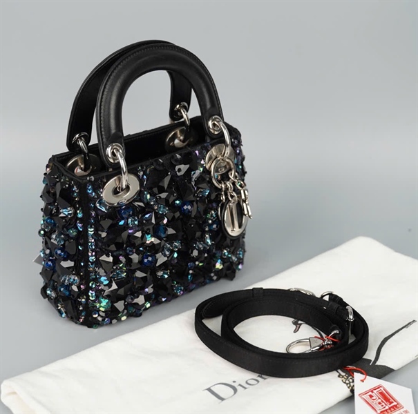 Túi Dior Lady đen đính đá (04-MA-0154) szmini (HC)+ 11/2023