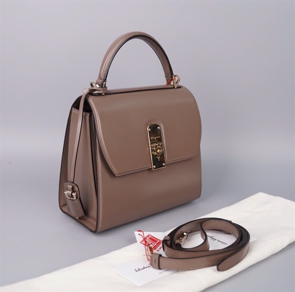 Túi Salvatore xám kèm chìa sz21 KG+