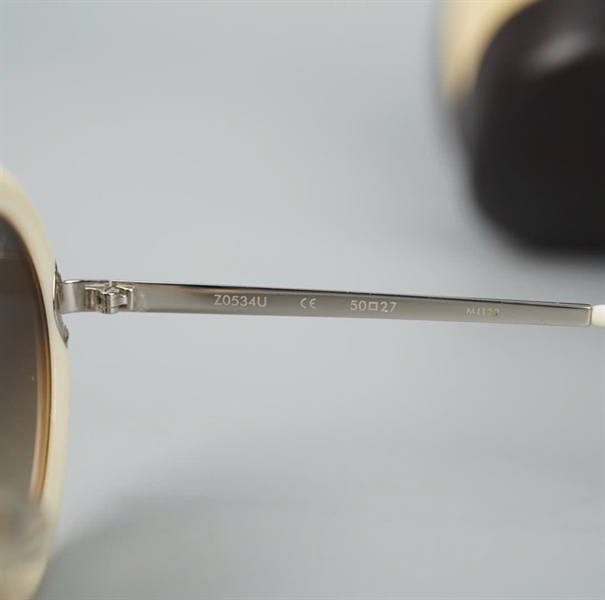 Kính LV trắng (Z0534U) KG+