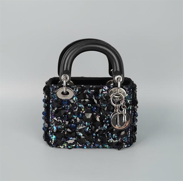 Túi Dior Lady đen đính đá (04-MA-0154) szmini (HC)+ 11/2023