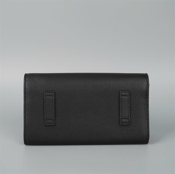 Túi Louboutin đen sz18 KG+