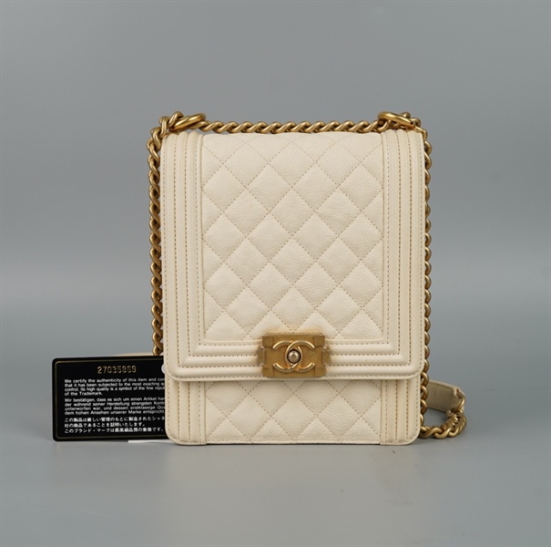 Túi Chanel đeo chéo trắng (27035869) sz16 KG+