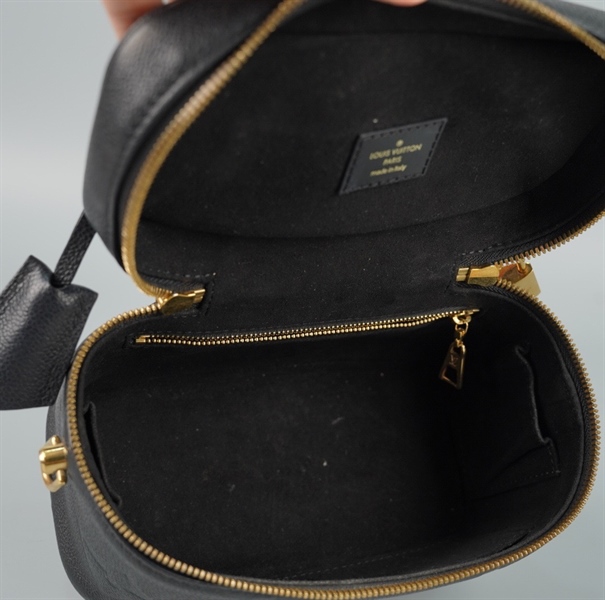 Túi LV Vanity hoa đen kèm ổ+ chìa sz19 KG+