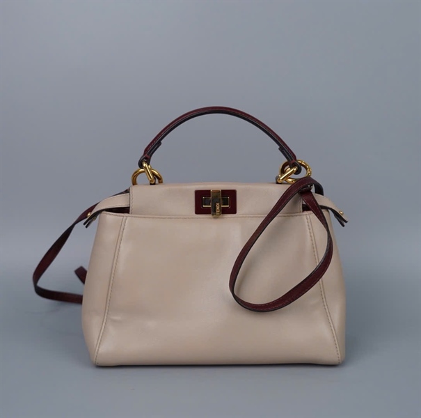 Túi Fendi xám có lót form sz23 (BQ) KG+