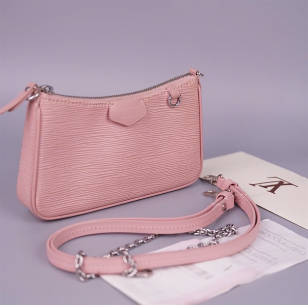 Túi LV Easy Pouch hồng 2 strap sz20 (BQ) KG+