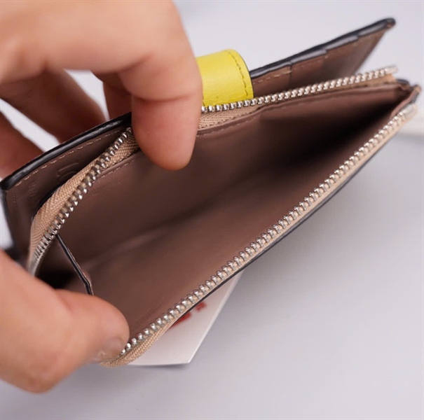 Ví Loewe nude gập 2 (062222) KG+