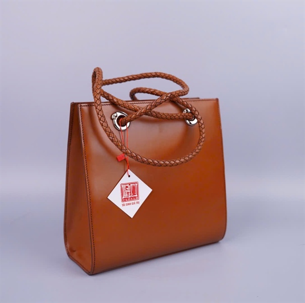 Túi Cartier màu nâu vàng sz22 KG+