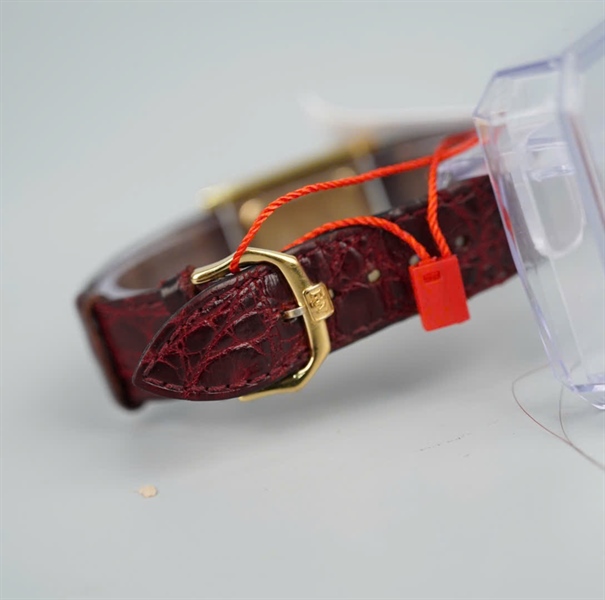 Đồng hồ Raymond Weil mặt vuông quai nâu (5767) KG+