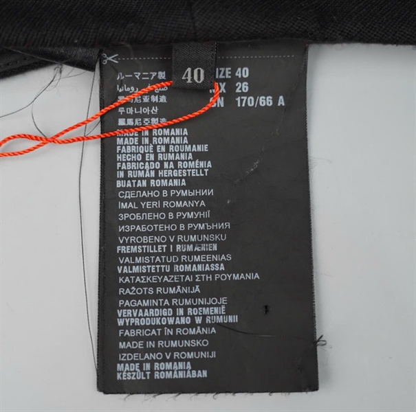 Váy Prada màu đen sz40 KG+